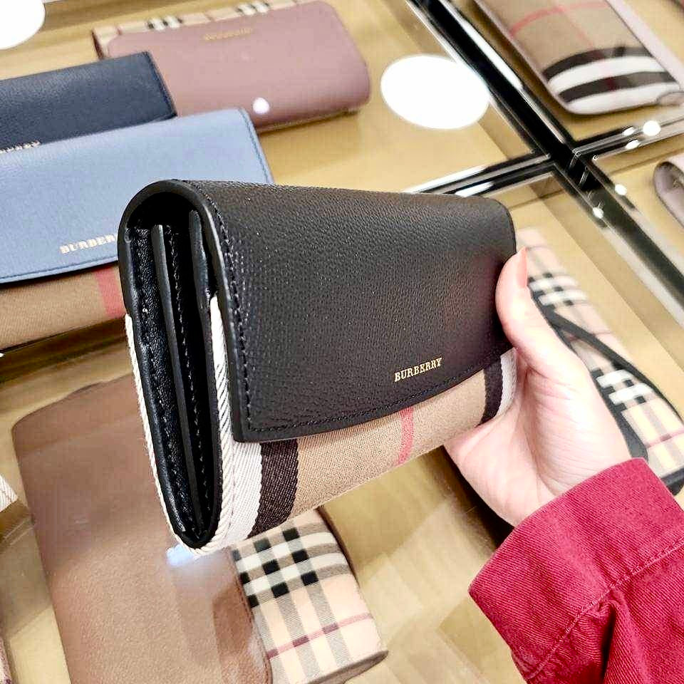 @Burberry Porter House 格紋拚色翻蓋長夾/P239 🔥下殺🉐11760