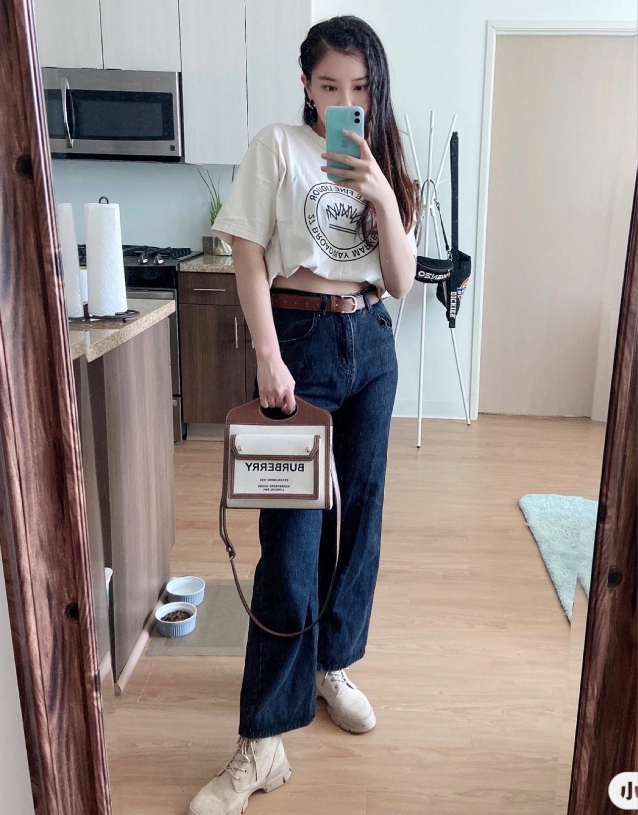 Burberry▪️Pocket Mini 口袋包-白/1050F990 ㊙️折扣🉐40600💰