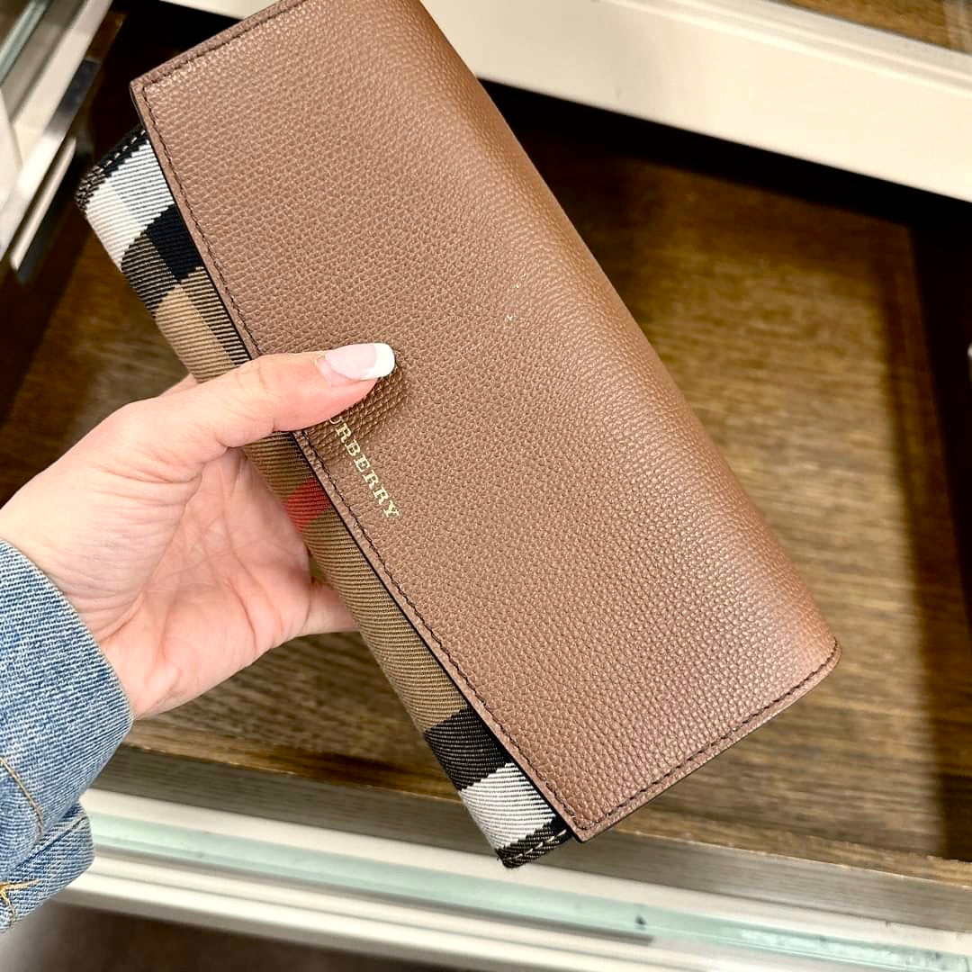 @Burberry Henley 格紋WOC翻蓋包/P299🔥下殺🉐14260