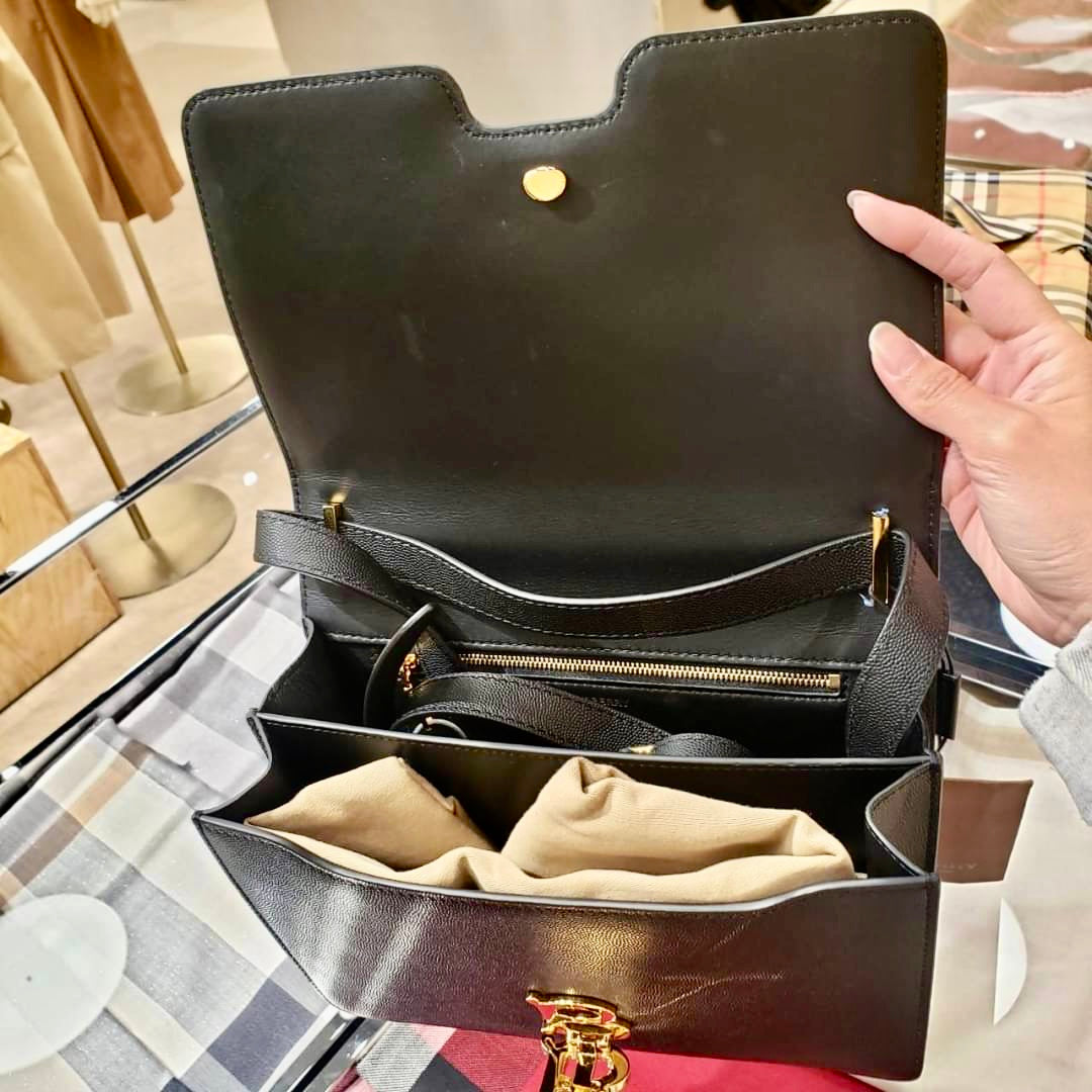 @Burberry TB 中款肩背翻蓋包/P1390 🔥下殺🉐63550