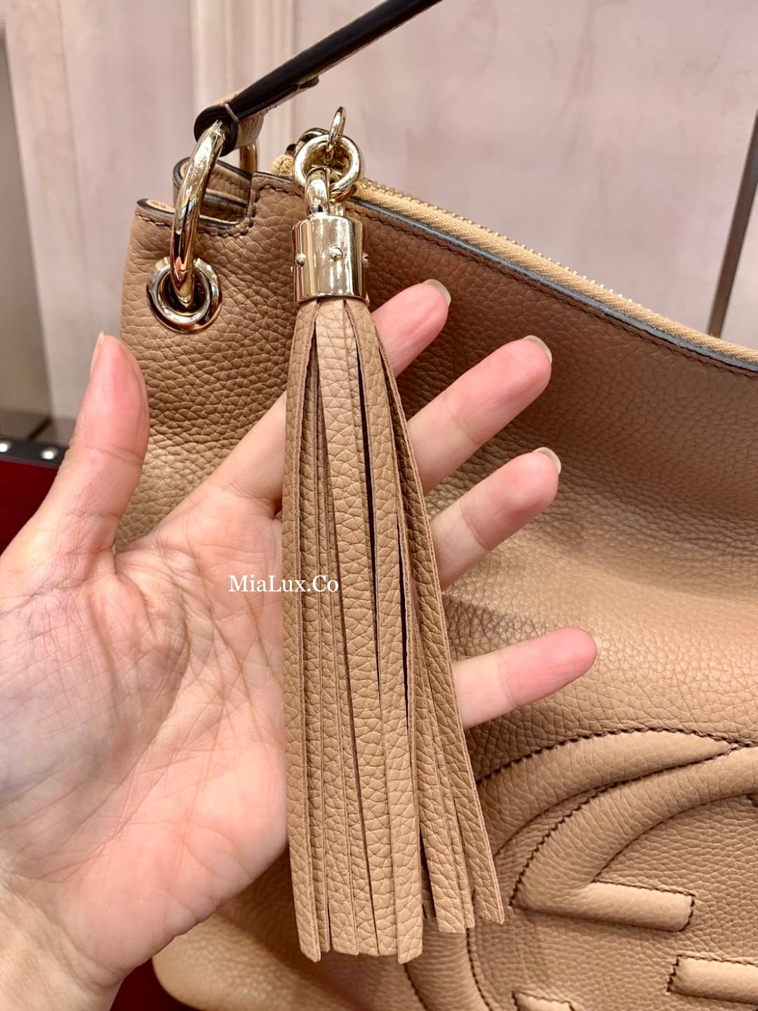 @Gucci▪️Soho Tote 浮雕托特包/P1175 🔔限時折🉐53880