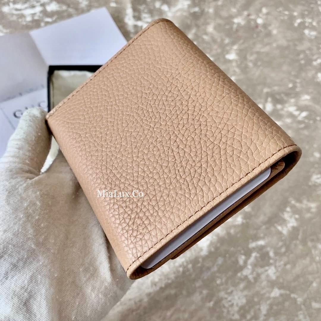 *@Gucci Soho Wallet 浮雕翻蓋三折短夾/P230