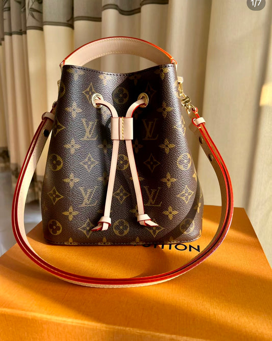 LV NéoNoé BB 新老花BB水桶包/1520✨🉐64840