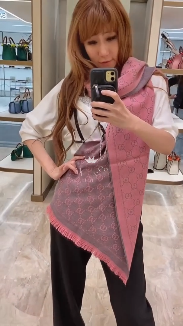 Gucci▪️Wool Scarf 羊毛圍巾 * £300