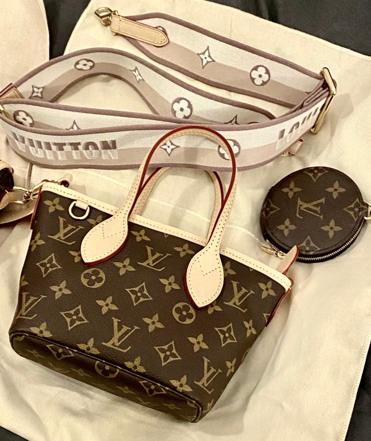 LV Neverfull BB 老花菜籃子/1660✨🉐70720