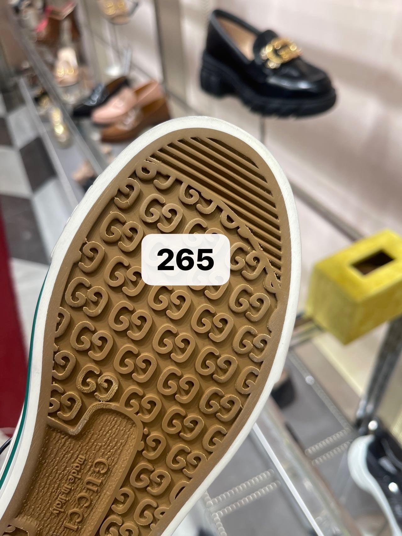 @Gucci Tennis 1977 女款運動鞋/525P265 🔔限時折🉐12730