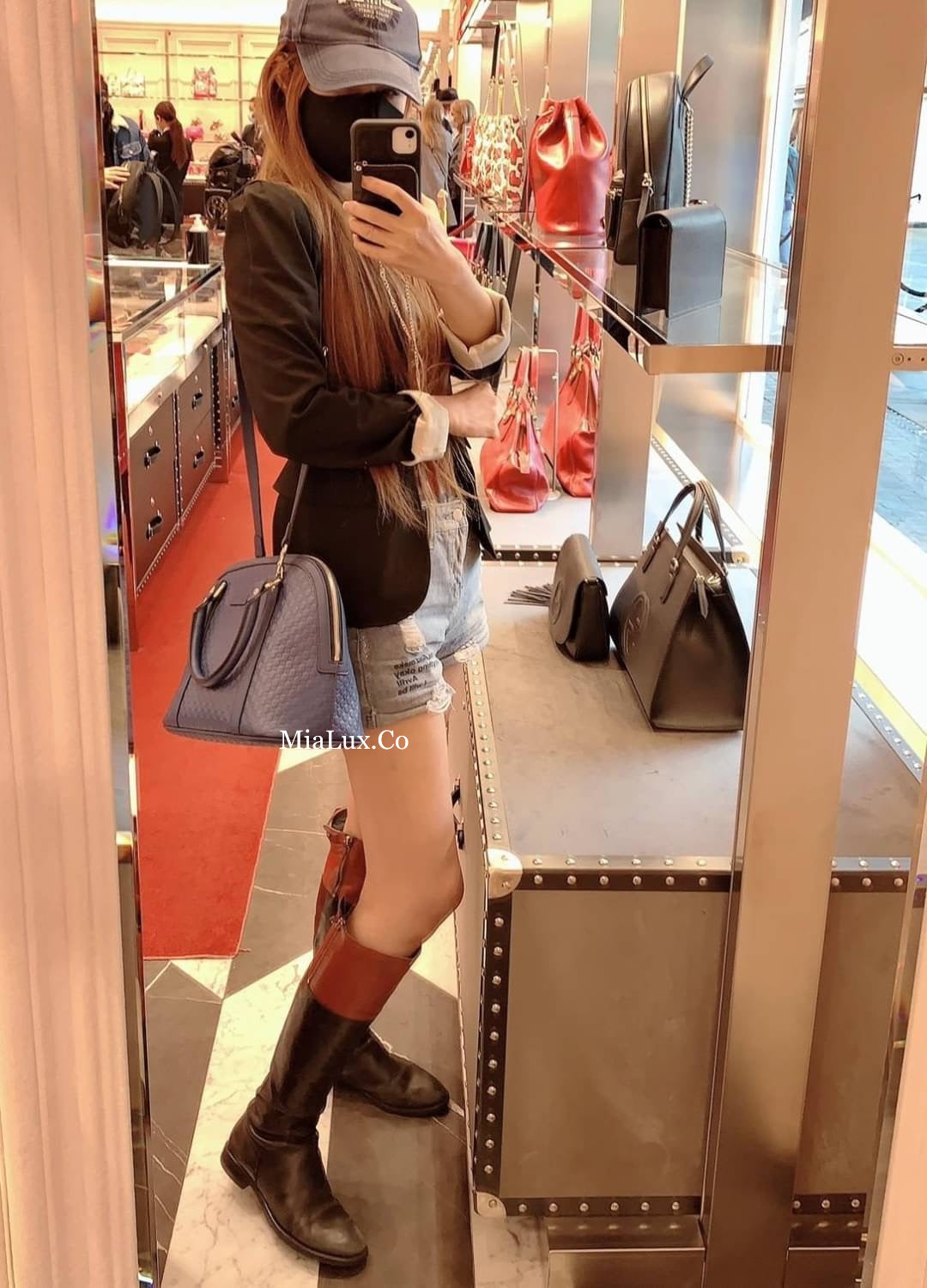 @Gucci Embossed Bag L 大款壓紋牛皮貝殼包/P745 🔔限時折🉐34530