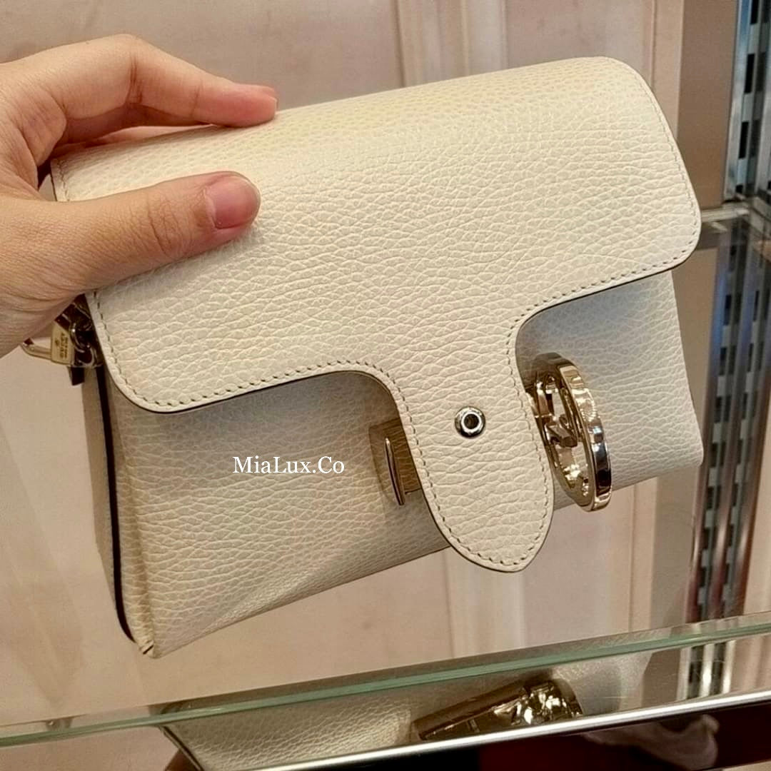 *@Gucci▪️Calfskin Flap Bag 梯形銀扣翻蓋包/P690 🔔限時折🉐32050