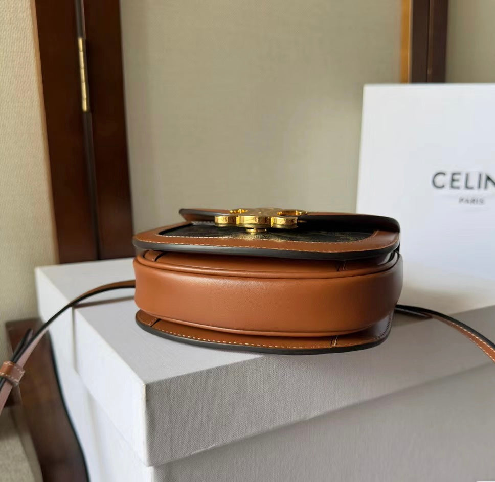 Celine BESACE CLEA MINI 手柄馬鞍包/1850E2000 🉐71000🇪🇺