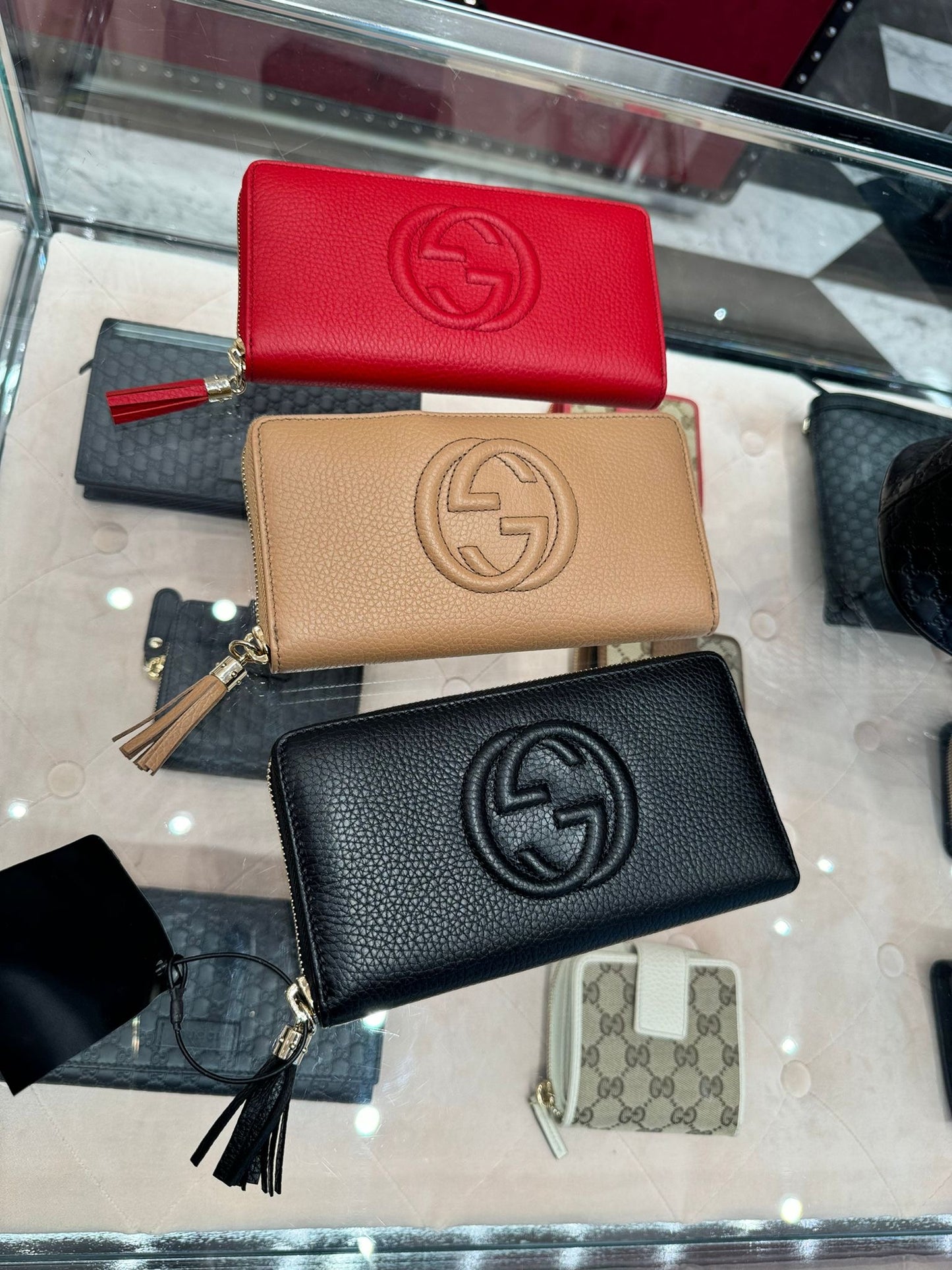 *@Gucci▪️Soho Zip 浮雕拉鏈長夾/390P270 🔔限時折🉐12950