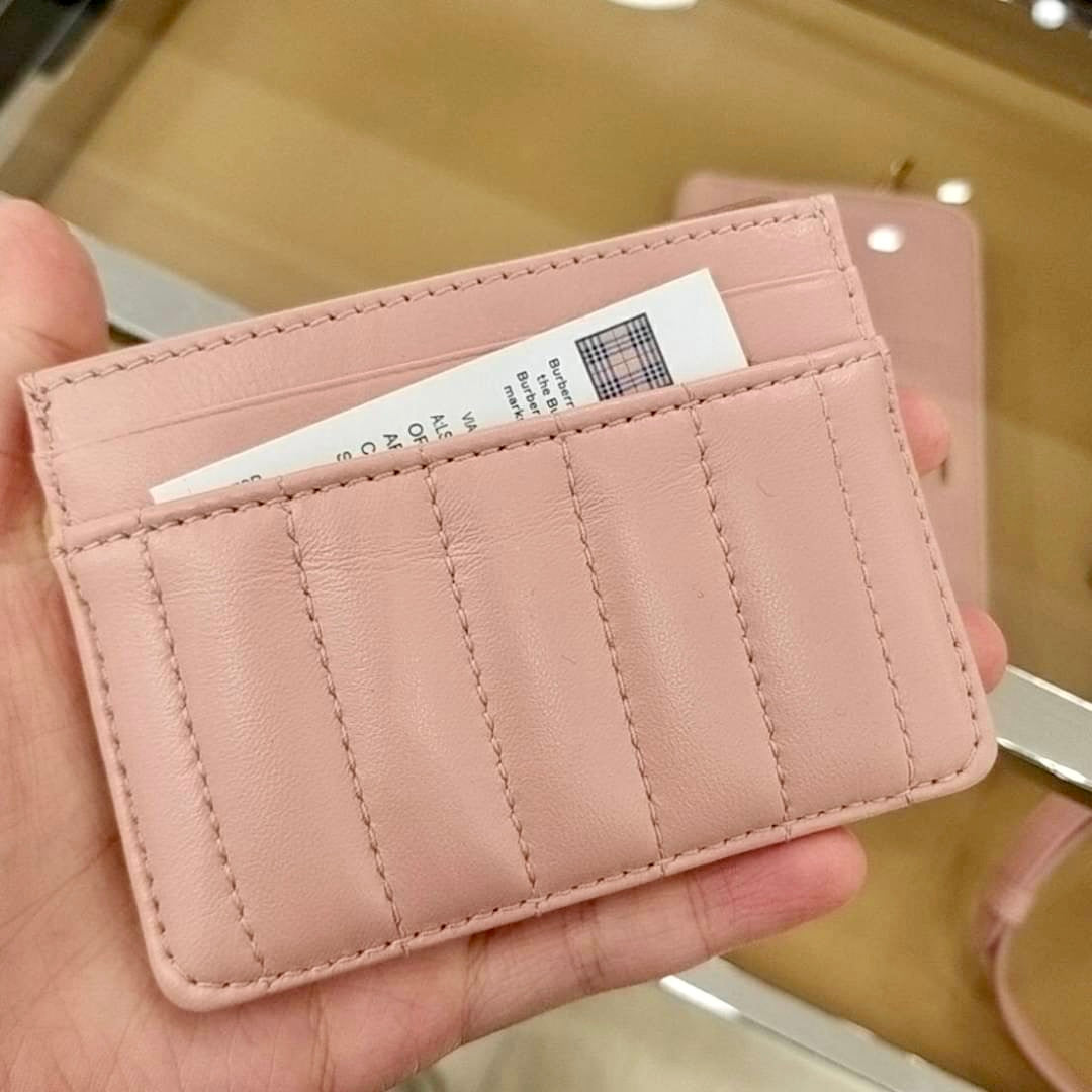 @Burberry Lola TB 直條縫線卡夾-淺粉/P145🔥下殺🉐8030