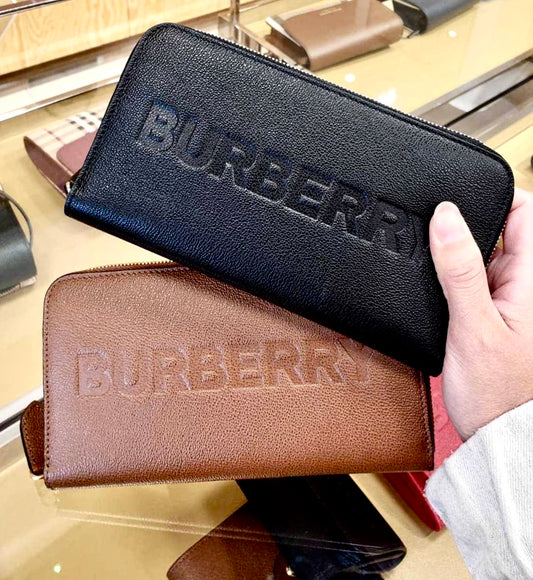 @Burberry▪️Elmore 壓印拉鍊長夾/450P245 🔥下殺🉐12030