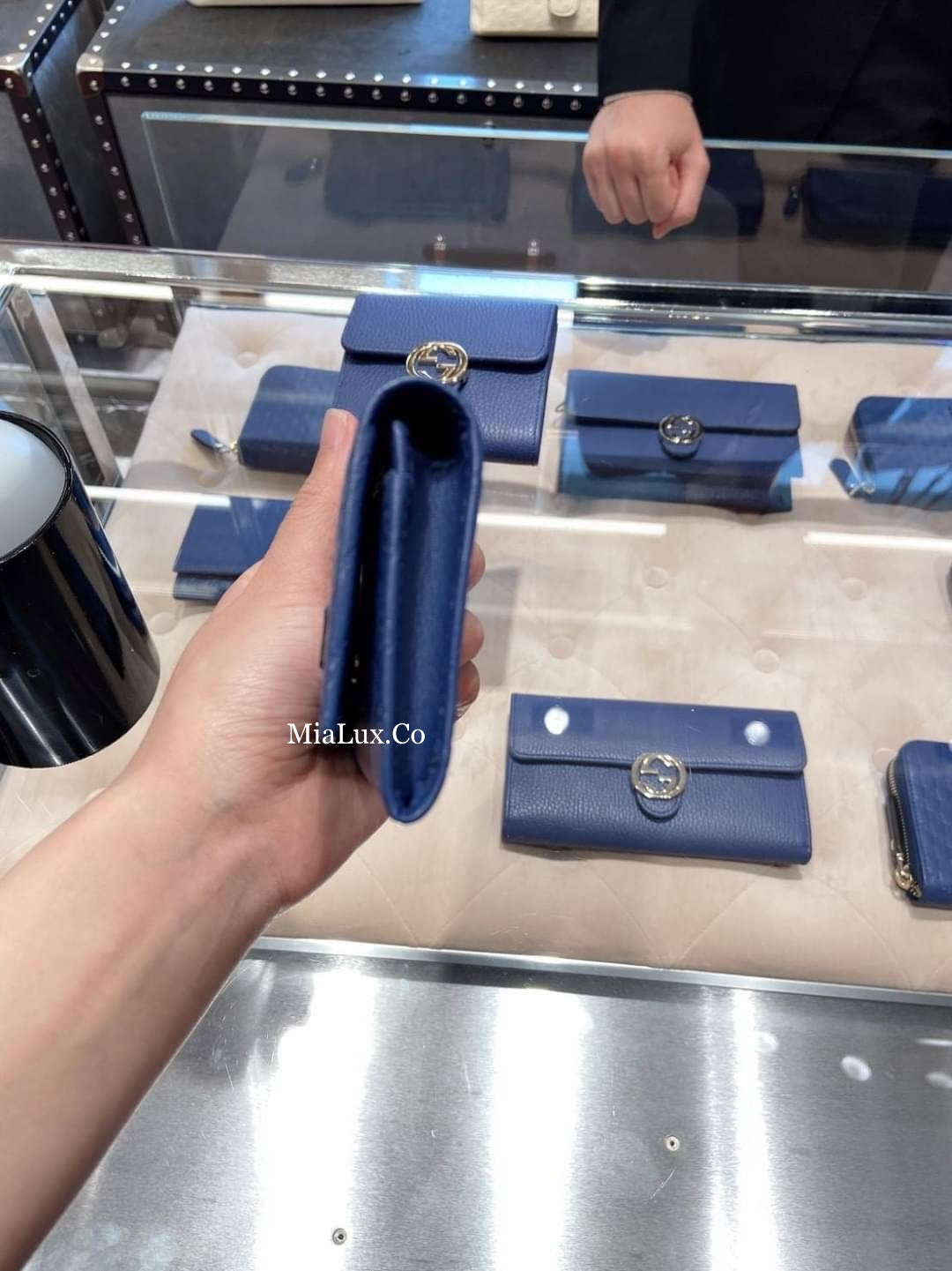 @Gucci Embossed Card Case 壓紋牛皮翻蓋卡包/P210