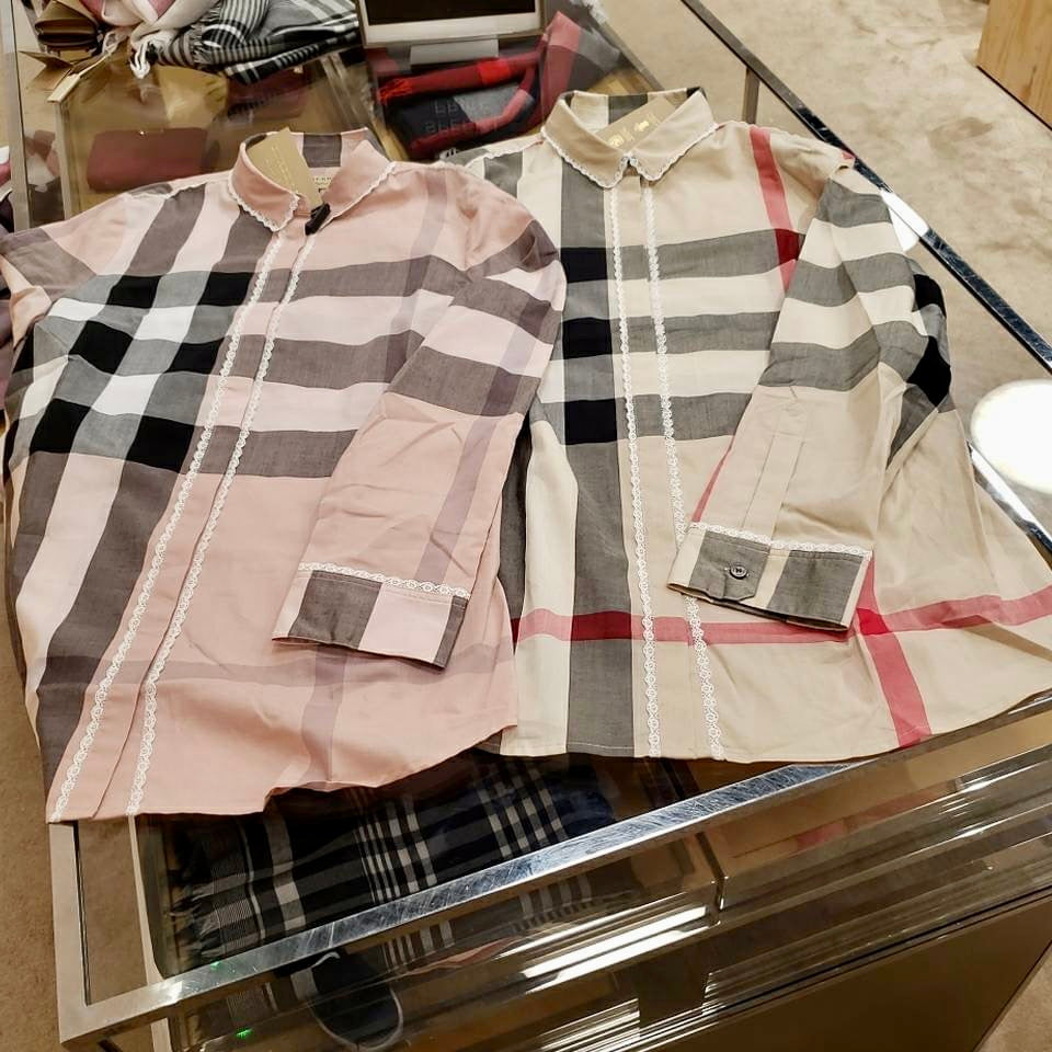 @Burberry Clematis 女款蕾絲飾邊格紋襯衫上衣/P169 🔥下殺🉐9110