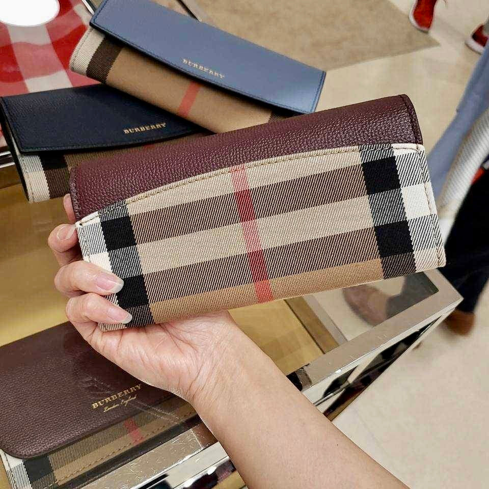 @Burberry Porter House 格紋拚色翻蓋長夾/P239 🔥下殺🉐11760