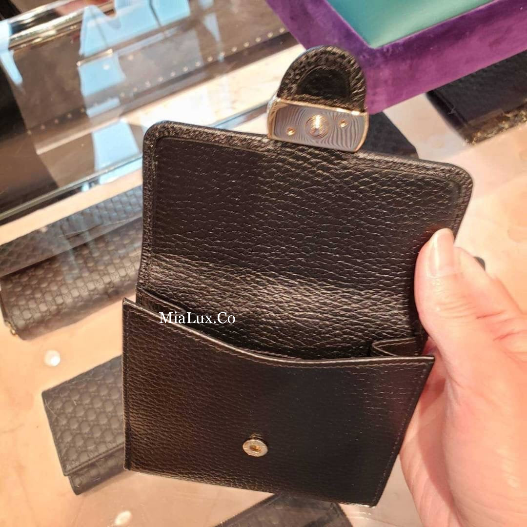 *@Gucci▪️Interlocking 雙G銀扣短夾/510P230 🔔限時折🉐11150