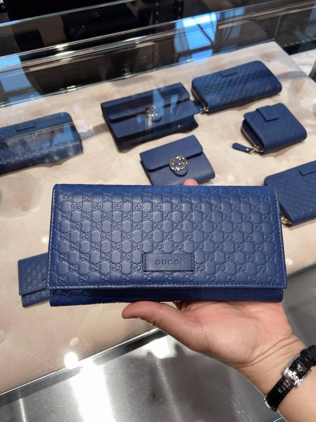 @Gucci▪️Embossed 壓紋翻蓋長夾/540P245 🔔限時折🉐11830