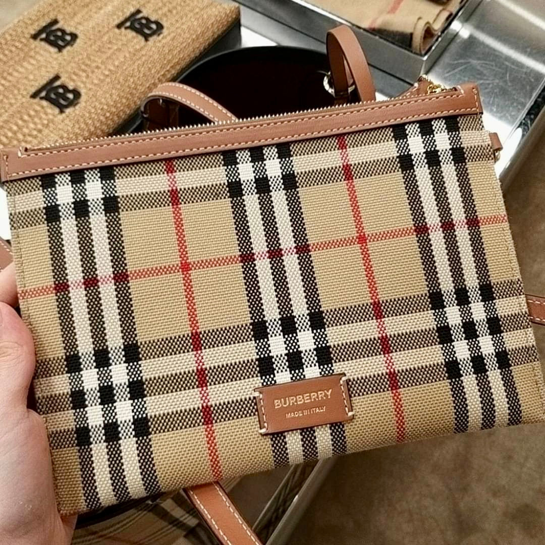 Burberry London Tote 小款格紋雙面托特包/1290C878 ㊙️折扣🉐37000💰
