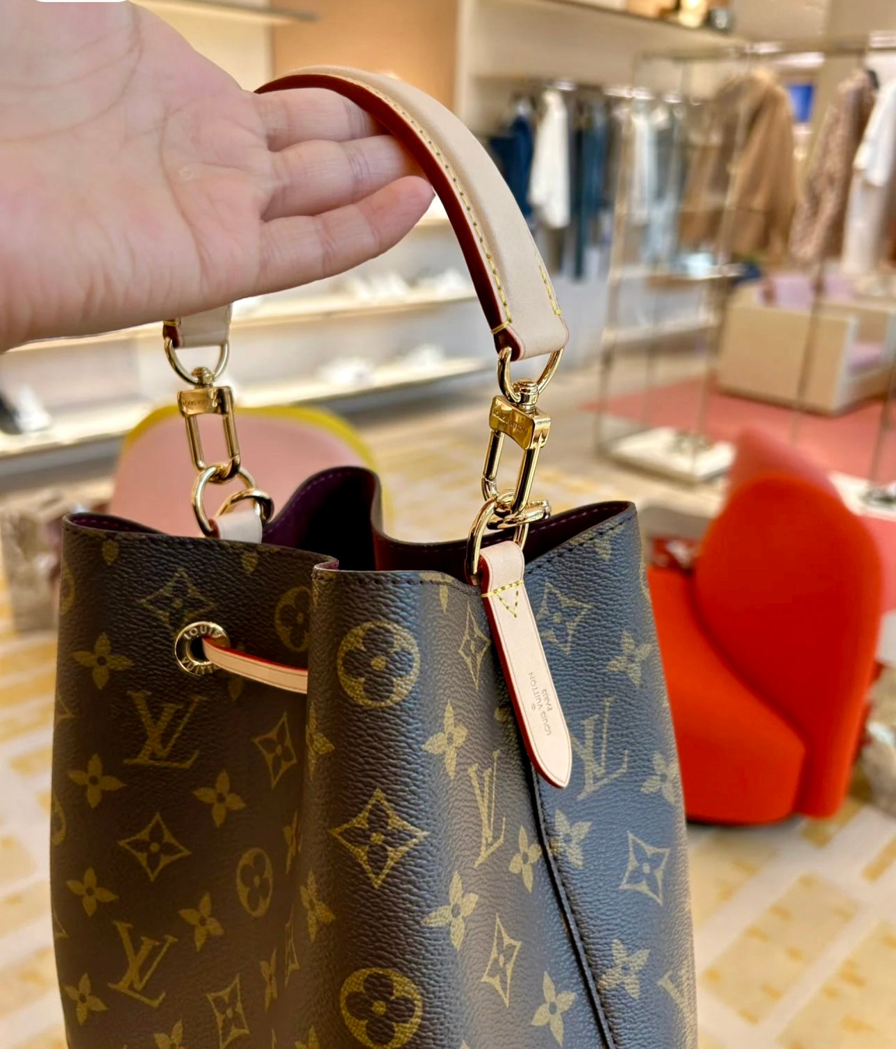 LV NéoNoé BB 新老花BB水桶包/1520✨🉐64840
