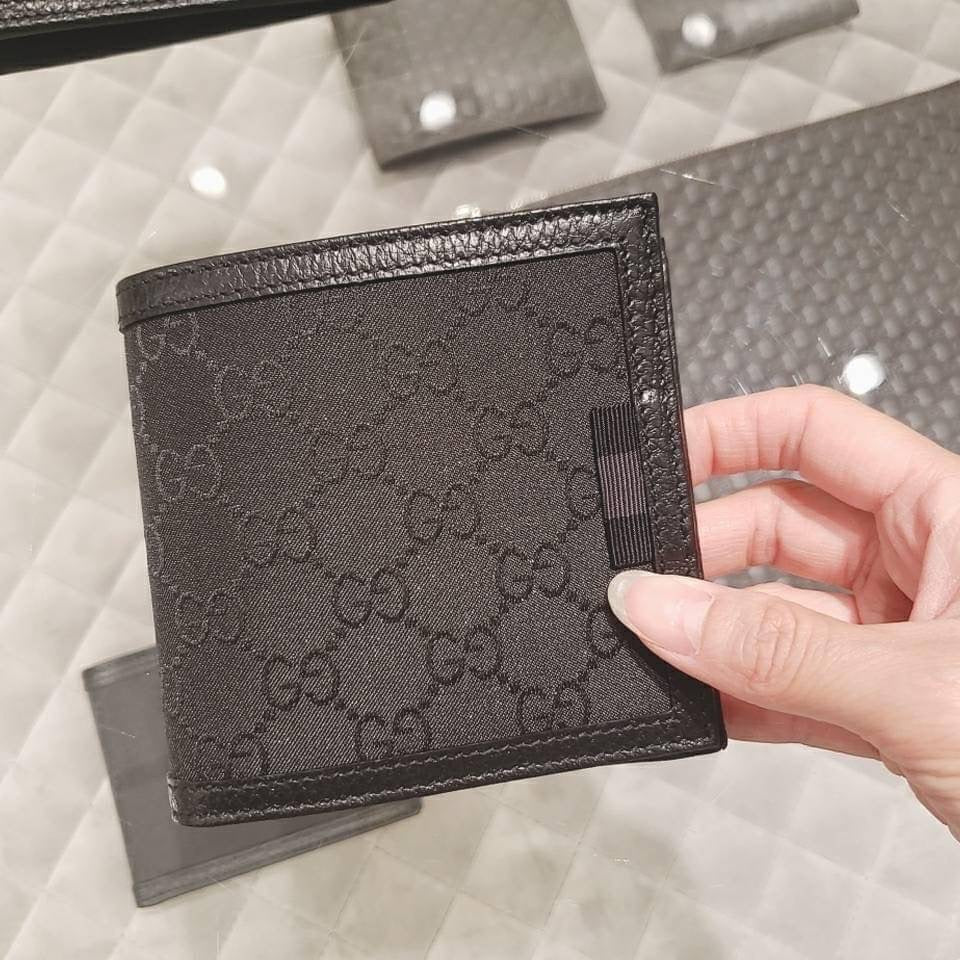 *@Gucci Canvas Wallet 男女款老花零錢短夾/P220