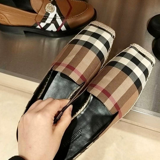 @Burberry Espadrilles 女款格紋草編漁夫鞋/P295 🔥下殺🉐14280