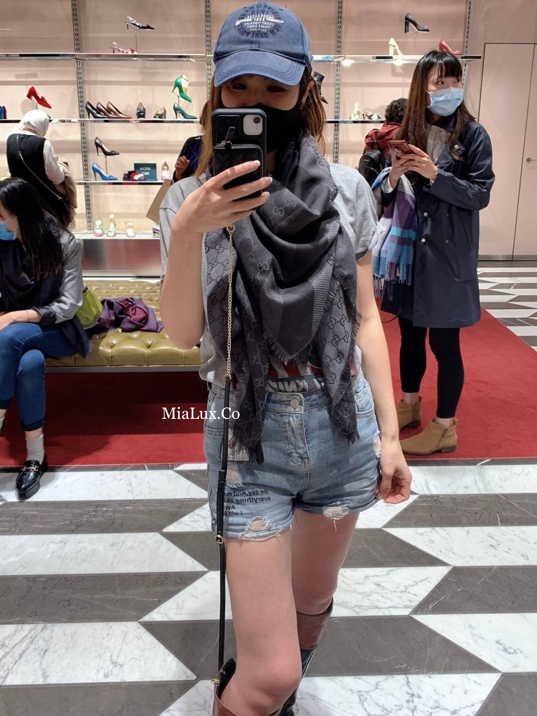 *@Gucci Wool Scarf Square 羊毛大方巾/P180