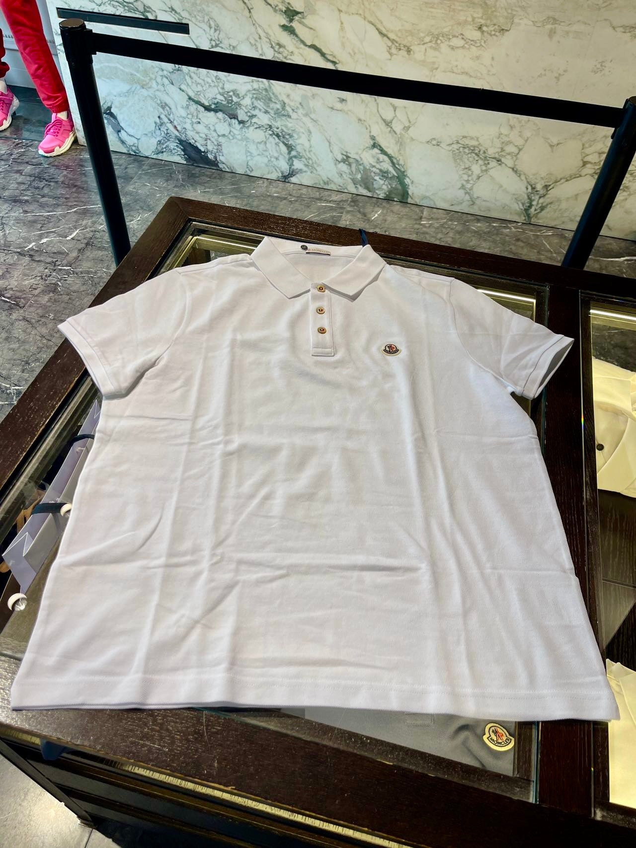 @Moncler Polo 男生款彩釦POLO上衣/265P181 🔔限時折🉐8950