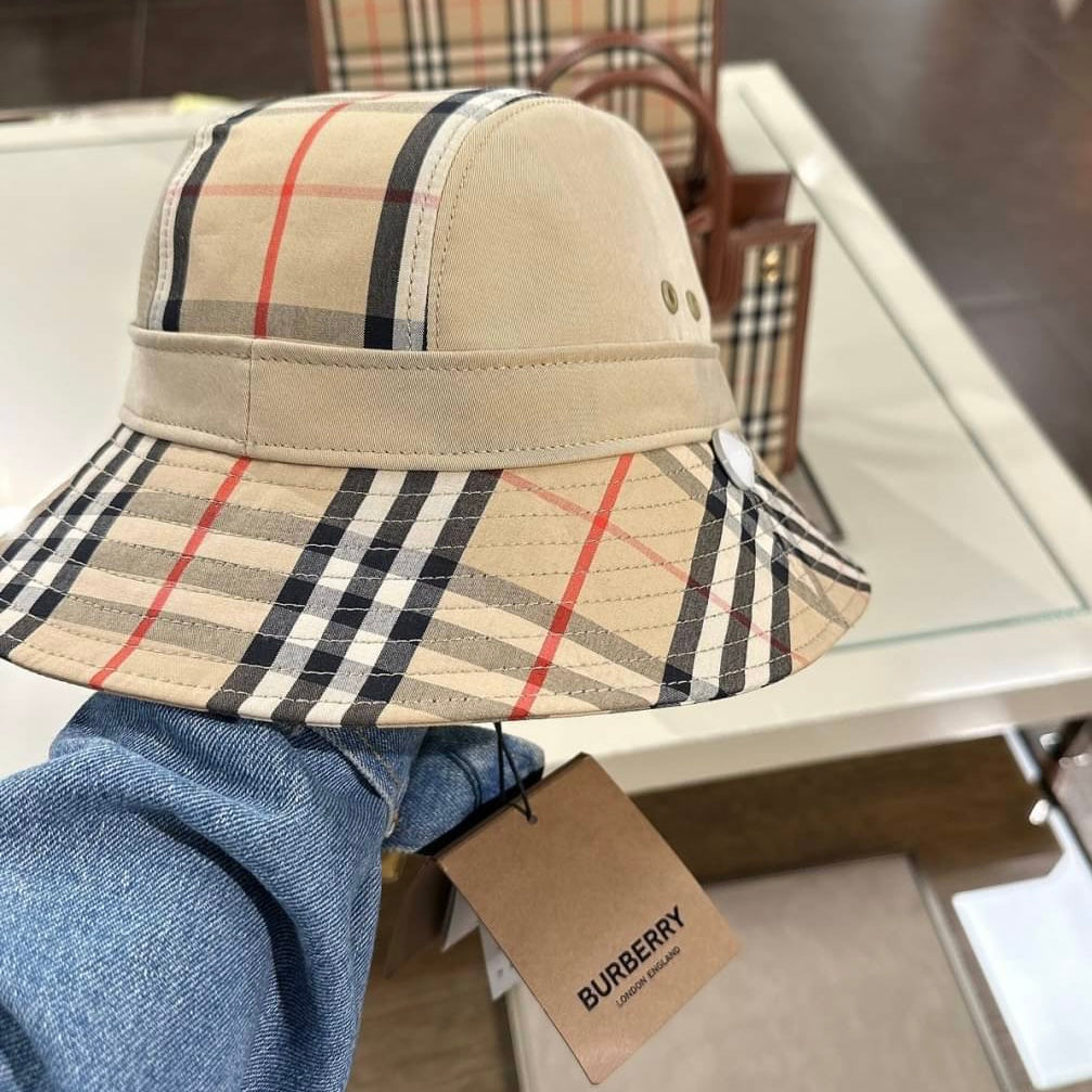*現貨*@Burberry Vintage Check 經典格紋漁夫帽  P7600 /T12000