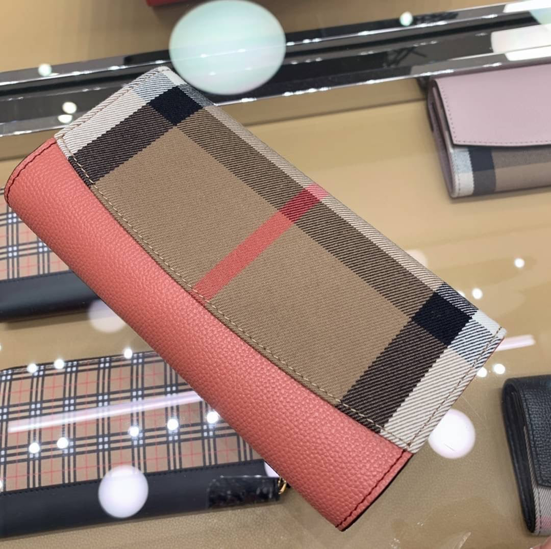 @Burberry Porter House 格紋拚色翻蓋長夾/P239 🔥下殺🉐11760