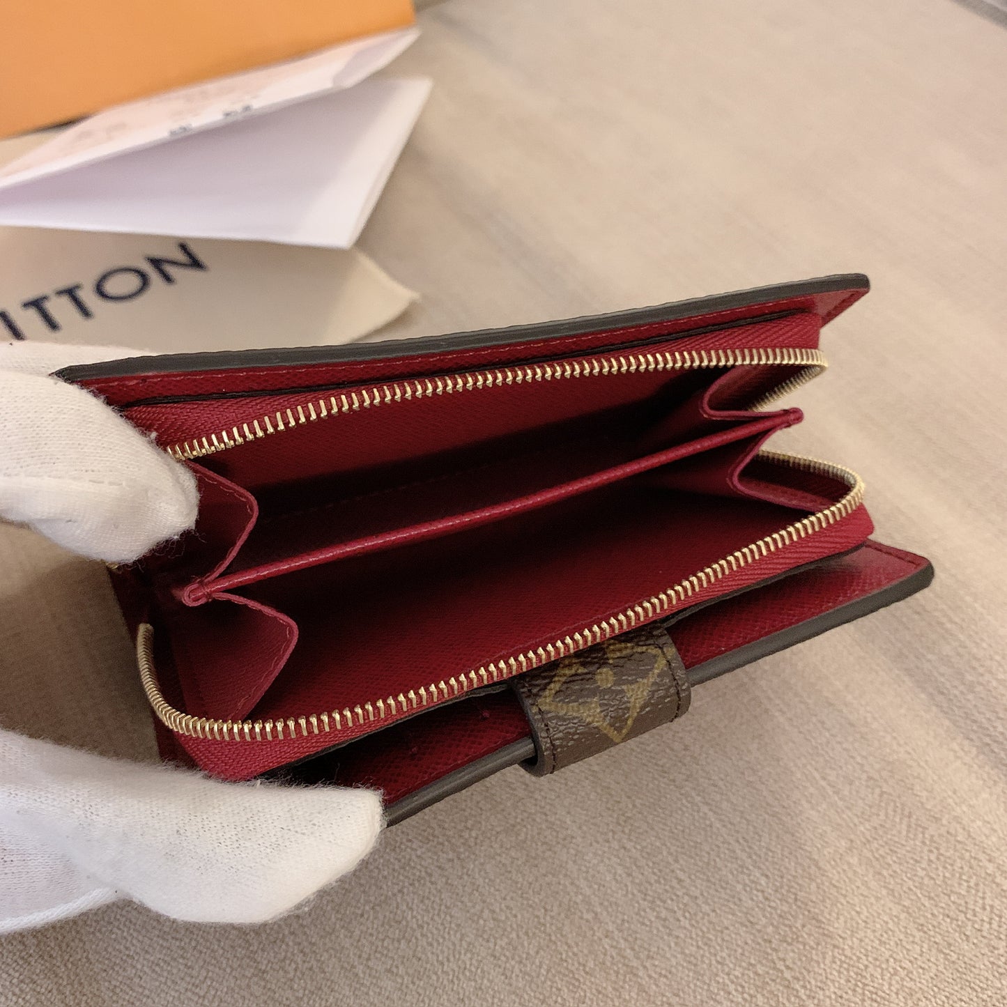 LV Zippy 大LOGO拉鍊錢包/390✨🉐17380