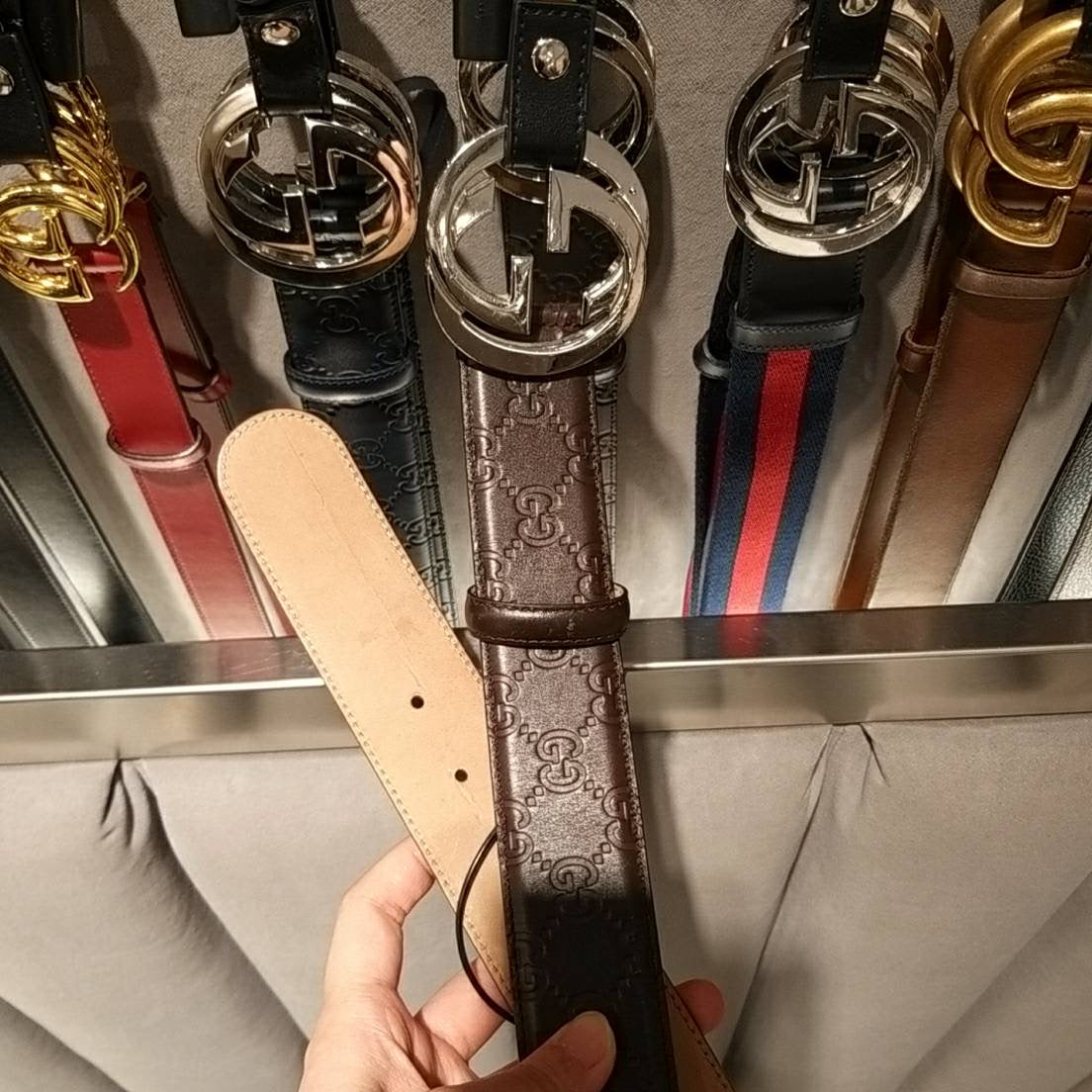 @Gucci Signature 4cm 男生款壓紋銀頭皮帶/P425