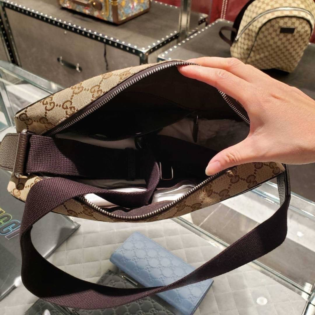 @Gucci Ophidia 男生款老花大郵差包/P490