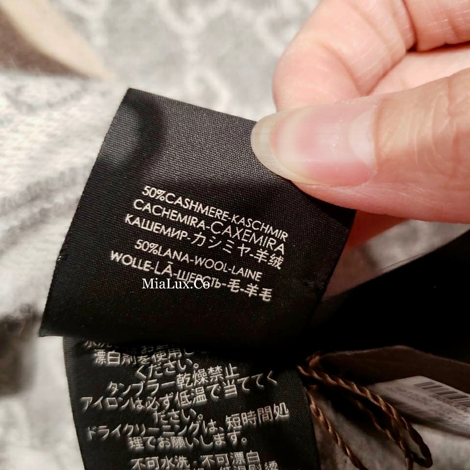 *@Gucci Wool Scarf  男女款邊飾羊毛厚長條圍巾/P220