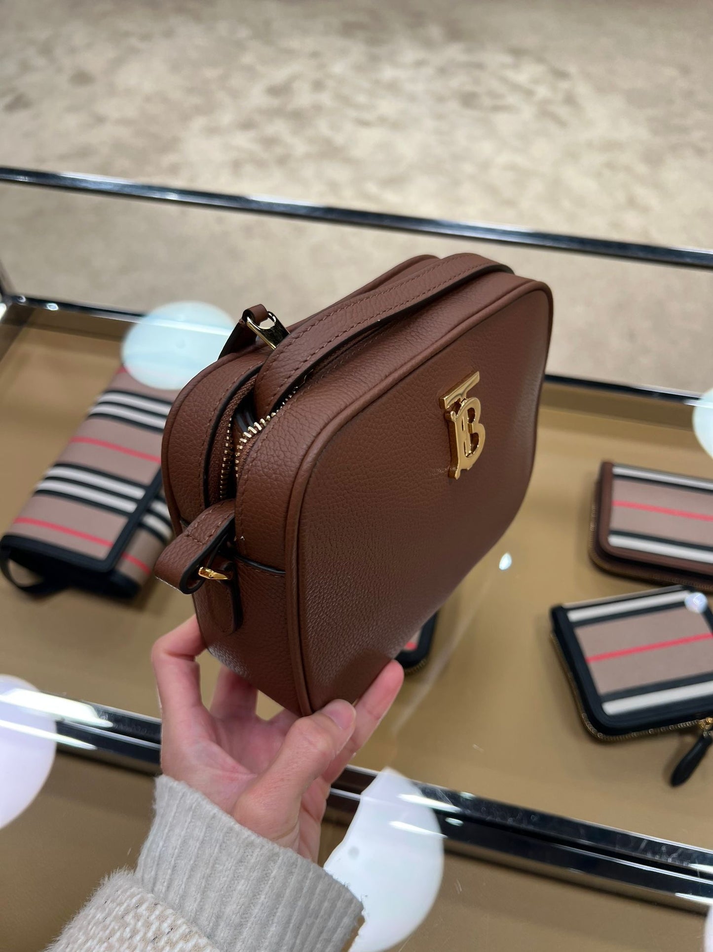 @Burberry TB Camera S 小款相機包/950P359 🔥下殺🉐16960