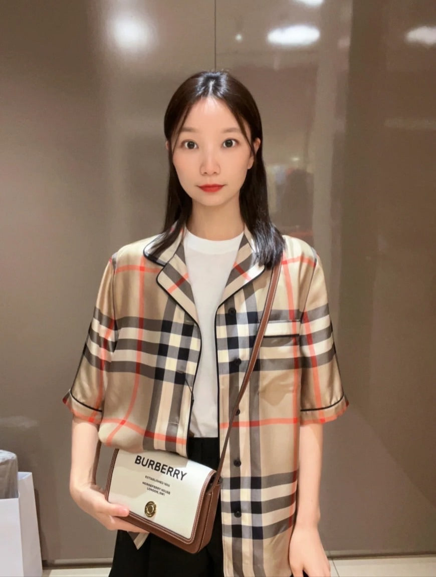 ❌Burberry Horseferry Mini 郵差包-米白