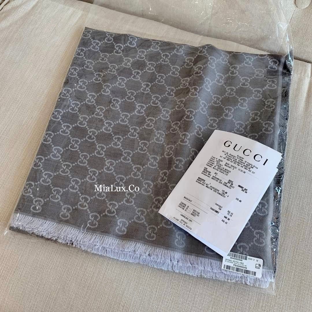 *@Gucci Wool Scarf Square 羊毛大方巾/P180