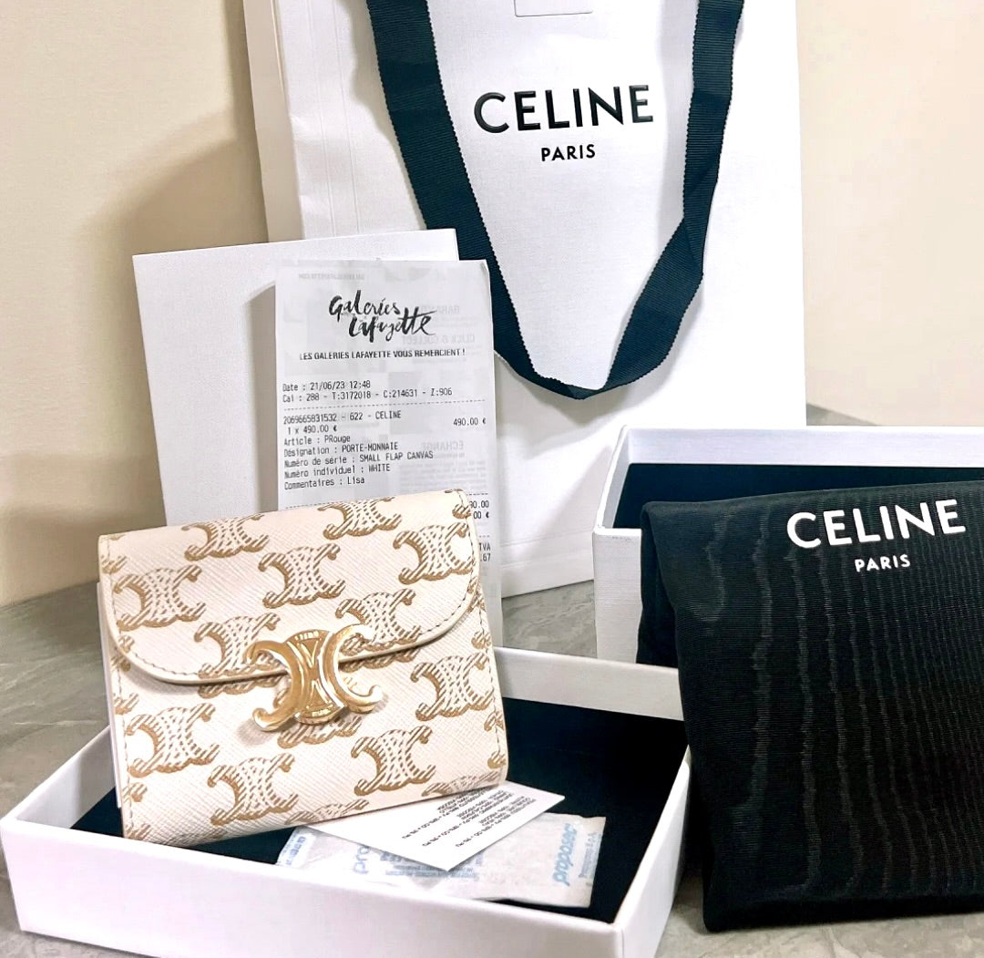 Celine▪️Flap Wallet Triomphe S 老花三折短夾/495E510 🉐19360🇪🇺