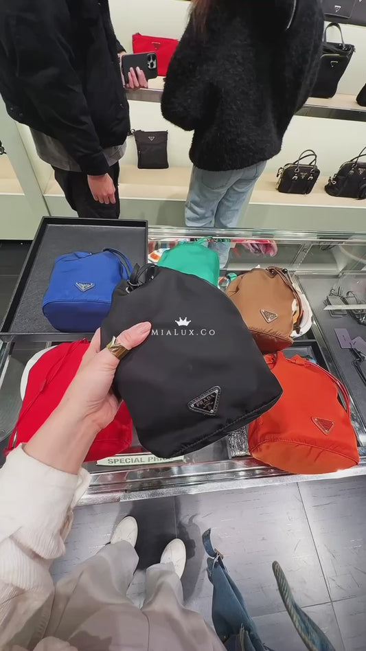 @Prada►Nero 尼龍小水桶/P320
