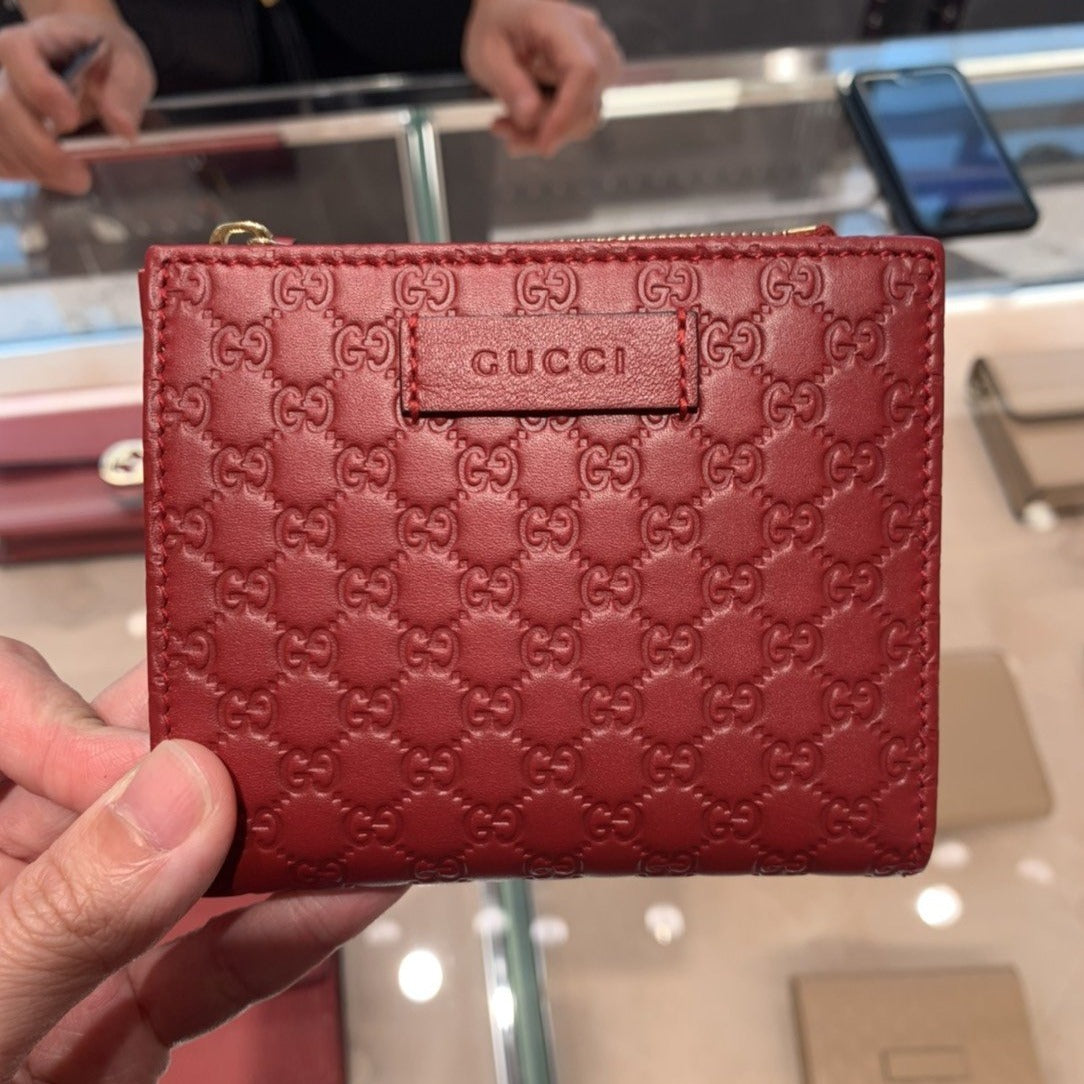 @Gucci Embossed Wallet 壓紋雙開內拉鍊短夾/P230