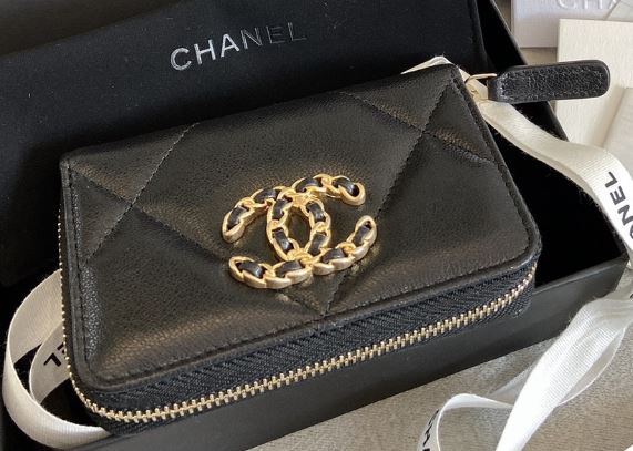 CHANEL 19 拉鍊零錢包 -