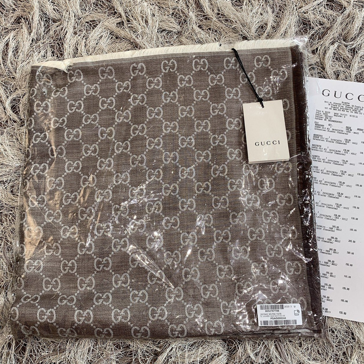 *@Gucci Wool Scarf Square 羊毛大方巾/P180