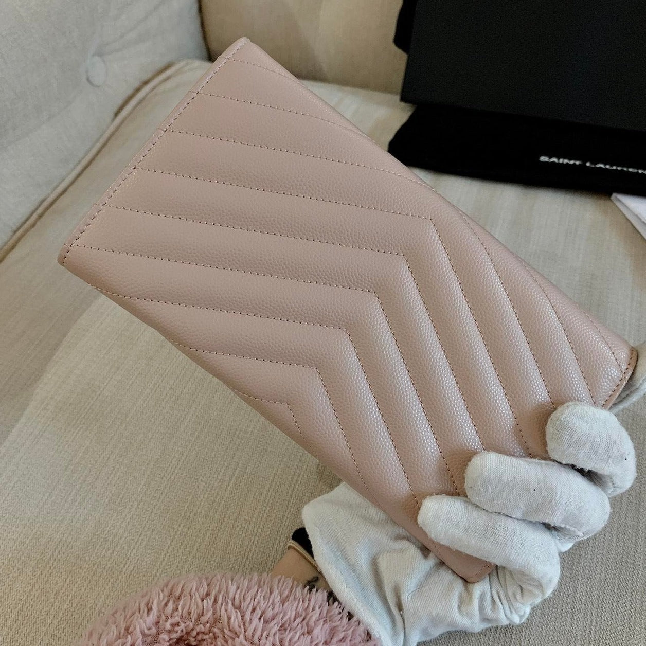 YSL▪️Cassandre Matelasse L 粒面牛皮信封長夾/620E670 🉐25120🇪🇺