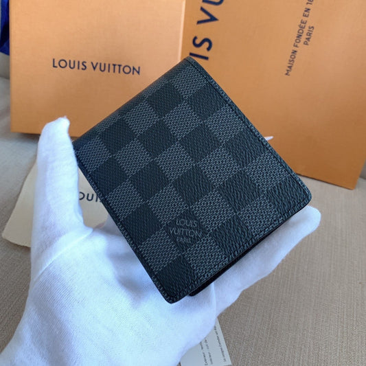 LV Slender 男生款棋盤雙開短夾/360✨🉐16120