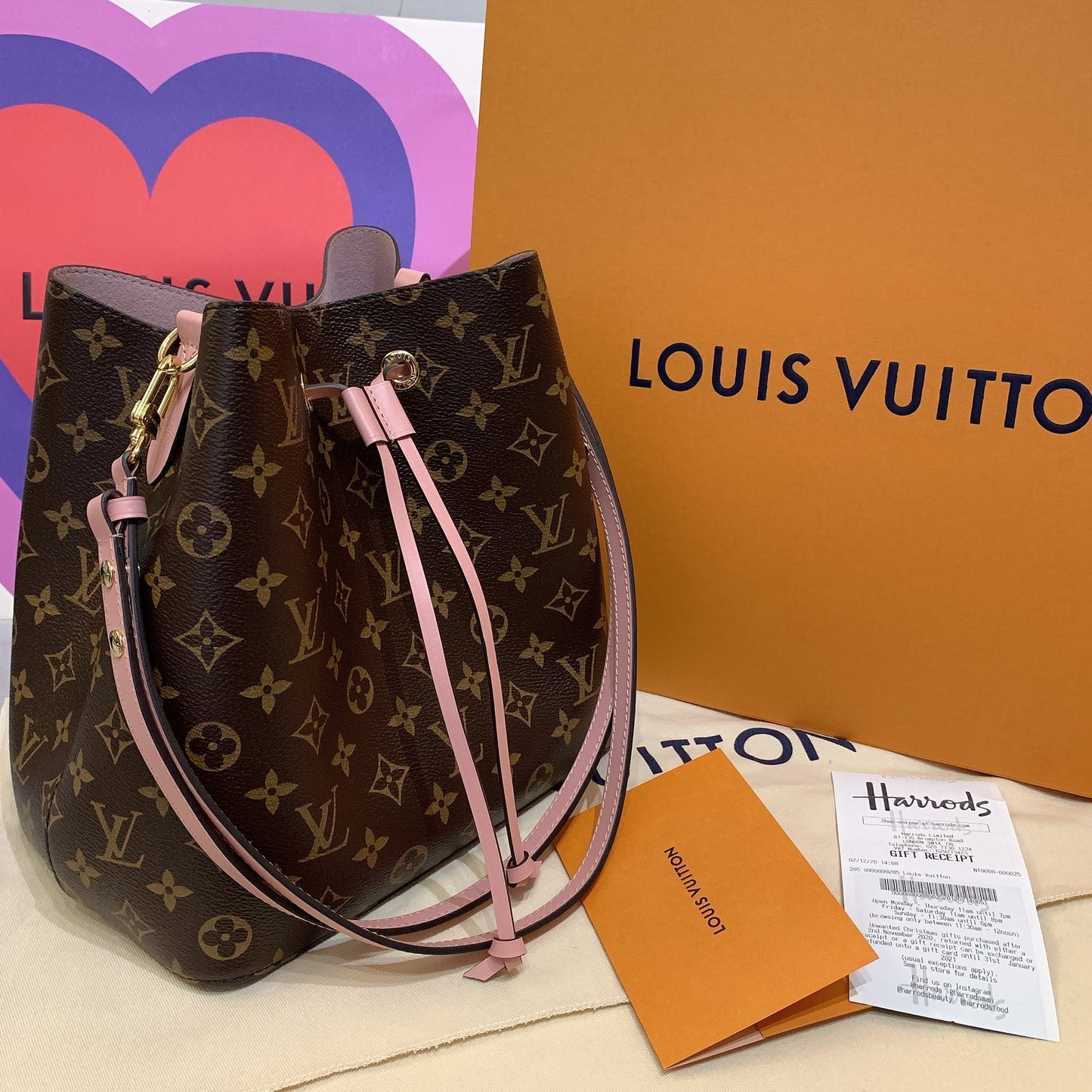 LV▪️NéoNoé Bucket MM 中款水桶包/1610✨🉐68620