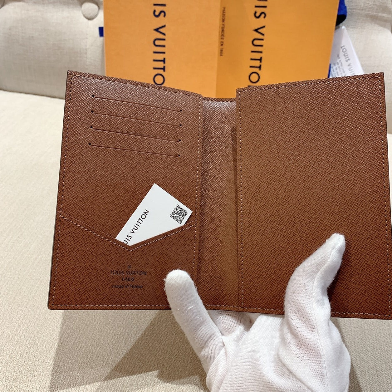 *LV Passport Cover 護照夾/265✨🉐12130