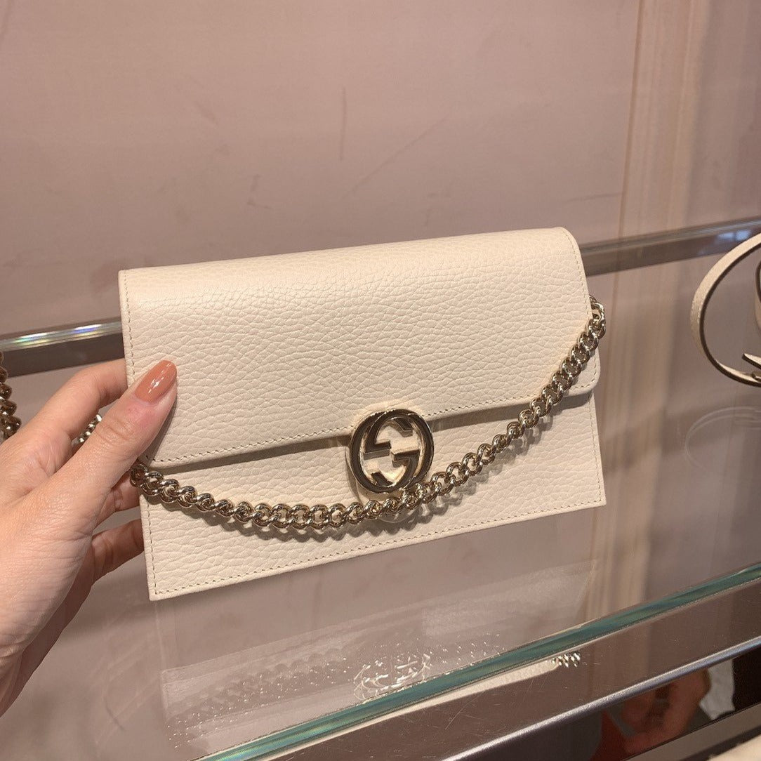 *@Gucci▪️GG WOC 雙G銀扣WOC包/P435 🔔限時折🉐20580