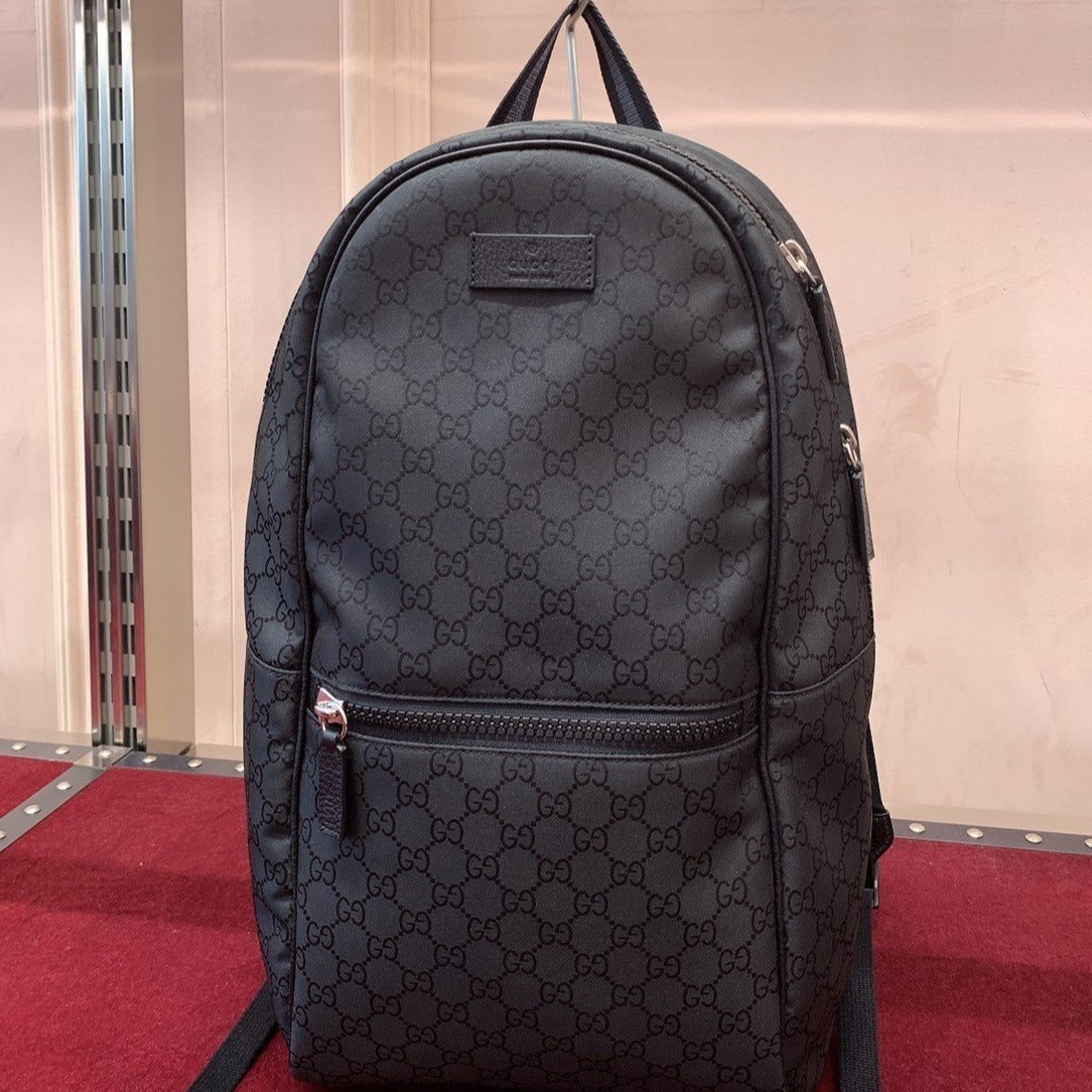 *@Gucci Canvas Backpack 男女款老花後背包/P545