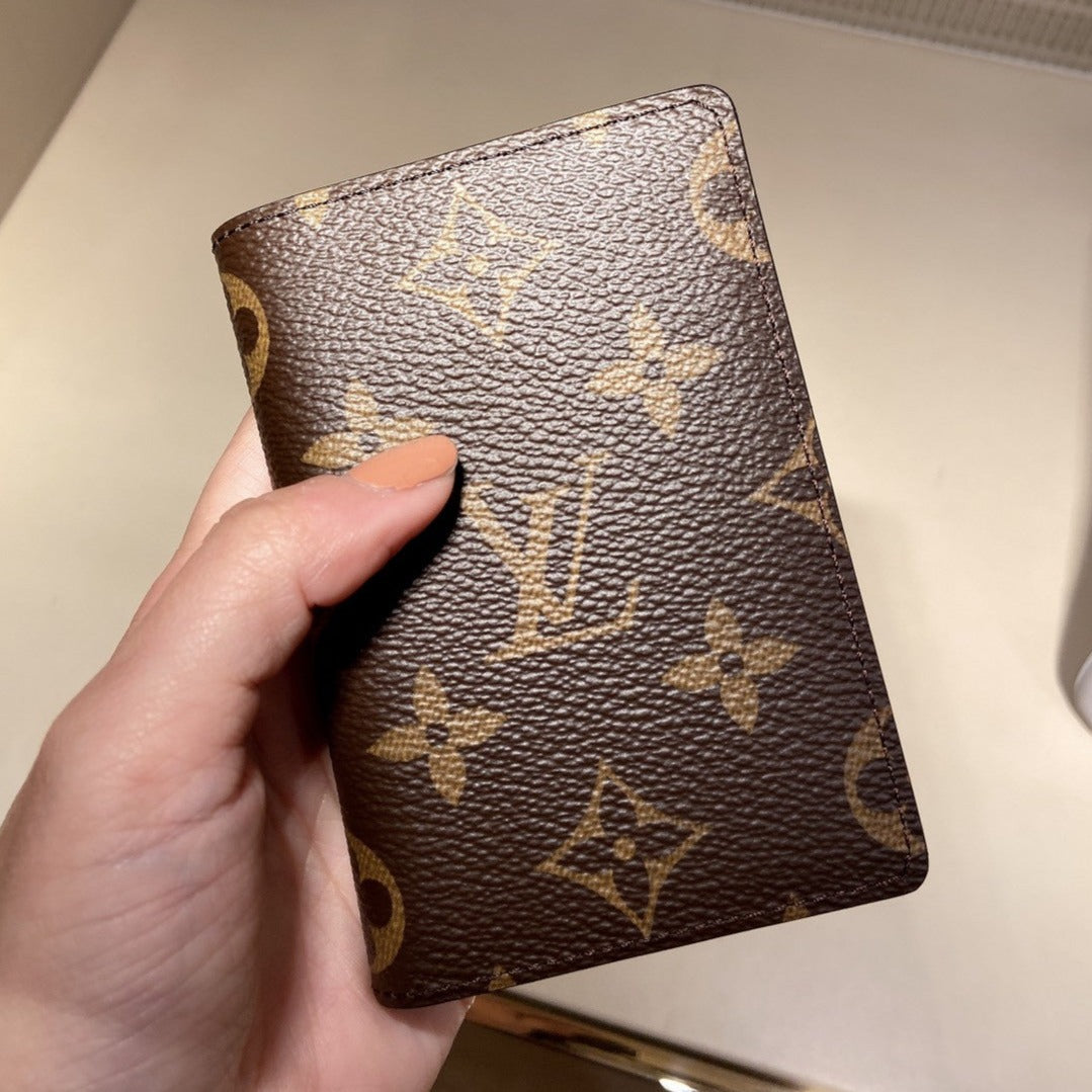 *LV Passport Cover 護照夾/265✨🉐12130