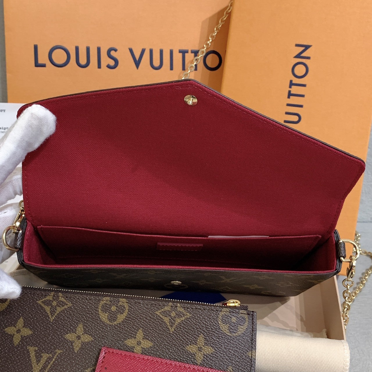 LV▪️Félicie Pochette 三合一信封鏈包/1090✨🉐46780