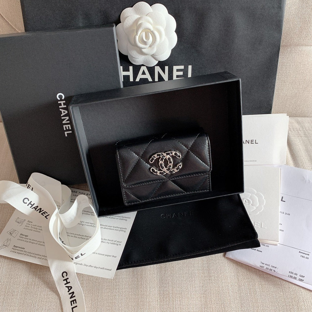CHANEL▪️19 翻蓋雙層短夾 -